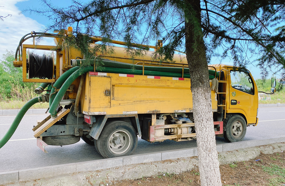 283营苑清洗抽粪车